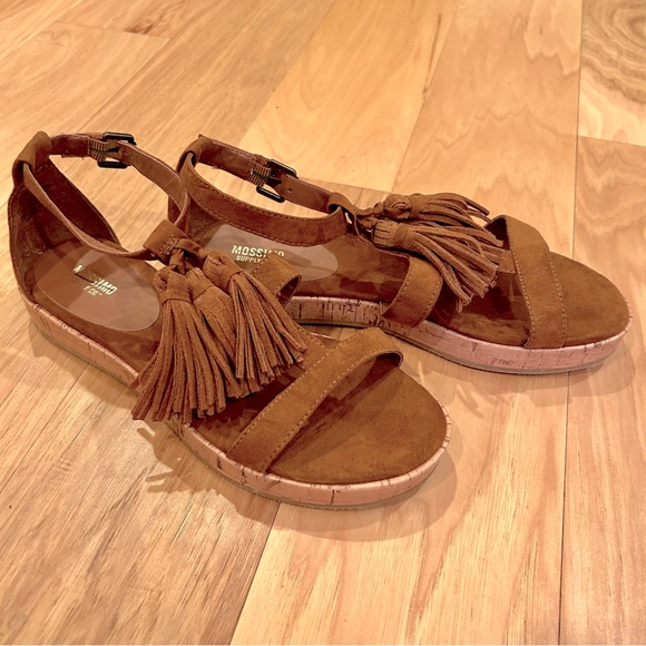 Mossimo Fringe Tassel Suede Look Sandals NEW - Picture 5 of 7